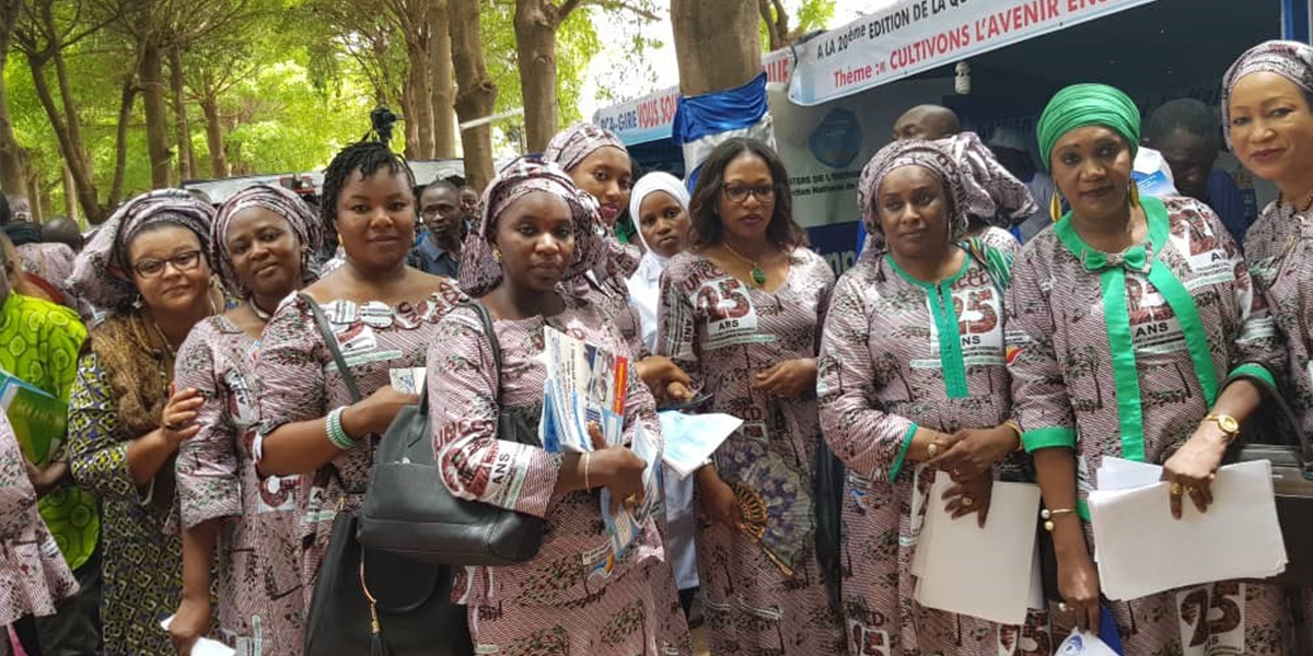 THE MALIAN NETWORK OF PROFESSIONAL WOMEN IN WATER AND SANITATION, RAISES AWARENESS AMONG MALIANS ABOUT ENVIRONMENTAL CONSERVATION
