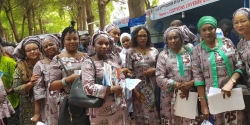 THE MALIAN NETWORK OF PROFESSIONAL WOMEN IN WATER AND SANITATION, RAISES AWARENESS AMONG MALIANS ABOUT ENVIRONMENTAL CONSERVATION