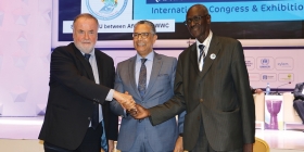 Signature of an MoU between AfWA and the organizers of the 9th World Water Forum, Dakar 2021